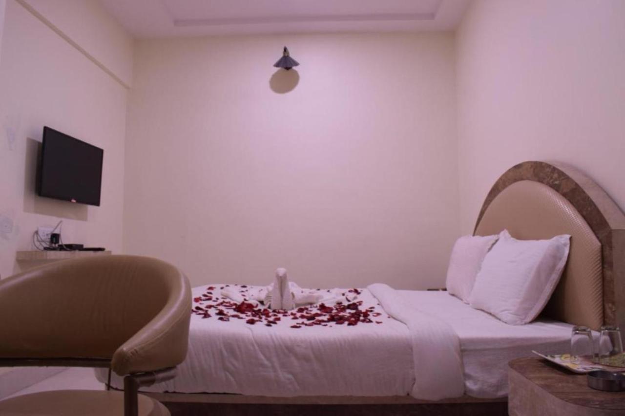 Hotel The Hills, Ambikāpur מראה חיצוני תמונה